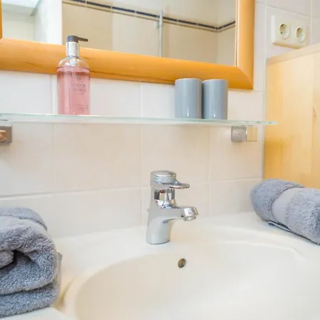 Perfekte In Perfekter Lage Mit Balkon! Westerland